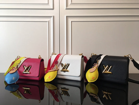 Alice Bags- Louis Vuittons - 15887