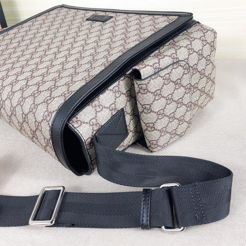 Gucci Bags - The Tote 906