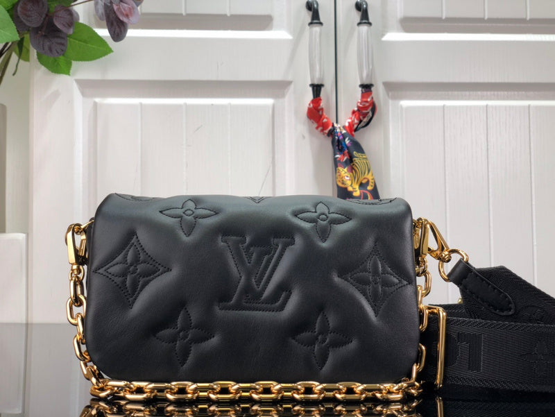 Alice Bags- Louis Vuittons - 16735