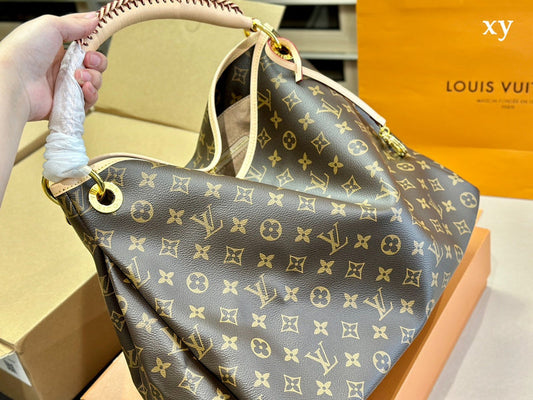 Alice bags - Louis Vuittons - 15006