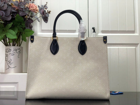 Alice Bags- Louis Vuittons - 16503