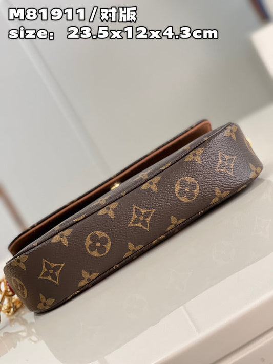 Alice Bags- Louis Vuittons - 15897