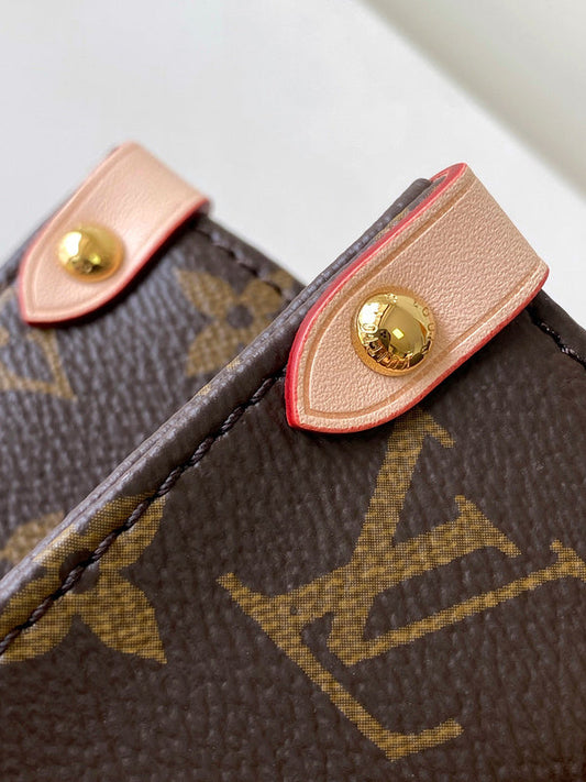 Alice Bags- Louis Vuittons - 16302