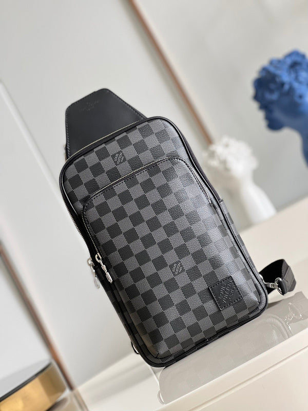 Alice Bags- Louis Vuittons - 16265