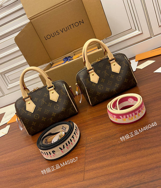 Alice bags- Louis Vuittons - 16707