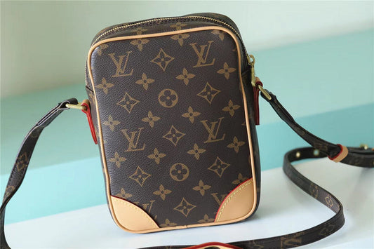 Alice bags - Louis Vuittons - 9902