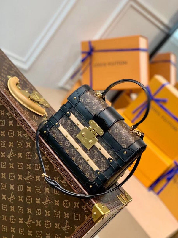 Alice Bags- Louis Vuittons - 16597