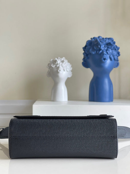 Alice bags - Louis Vuittons - 12655