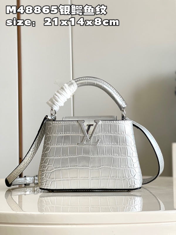 Alice Bags- Louis Vuittons - 15864