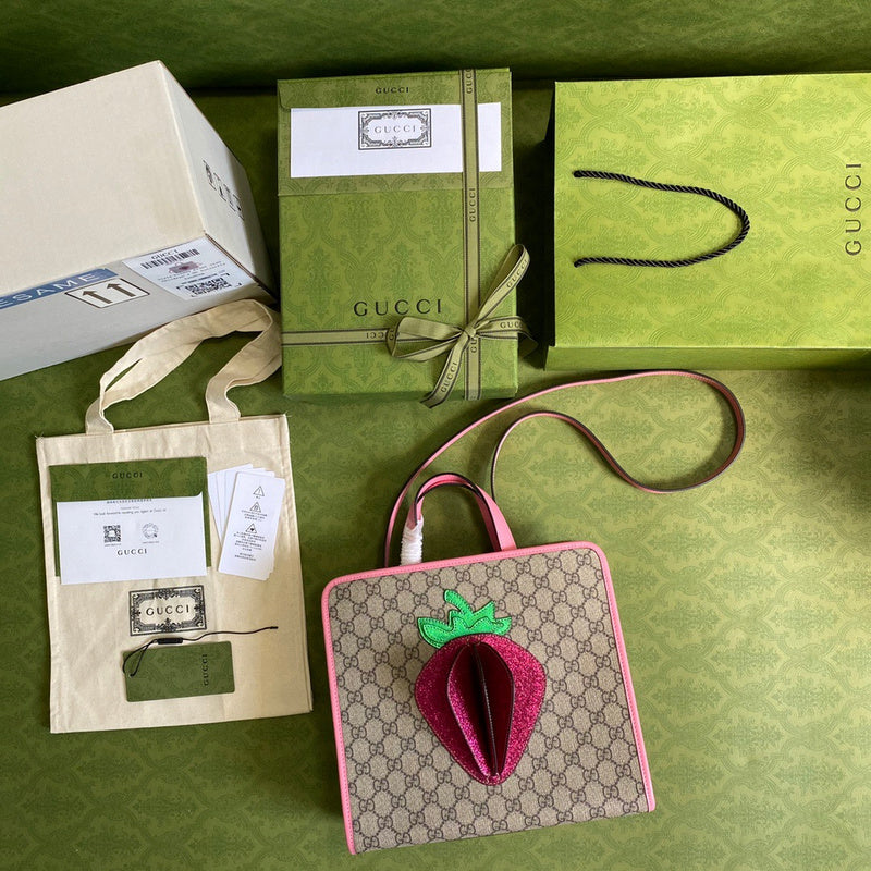 Gucci Luxury Bags 1074