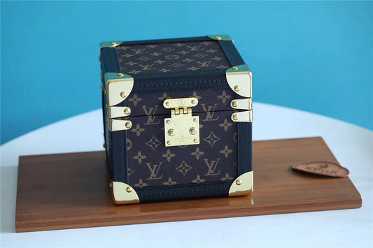 Alice bags - Louis Vuittons - 9530