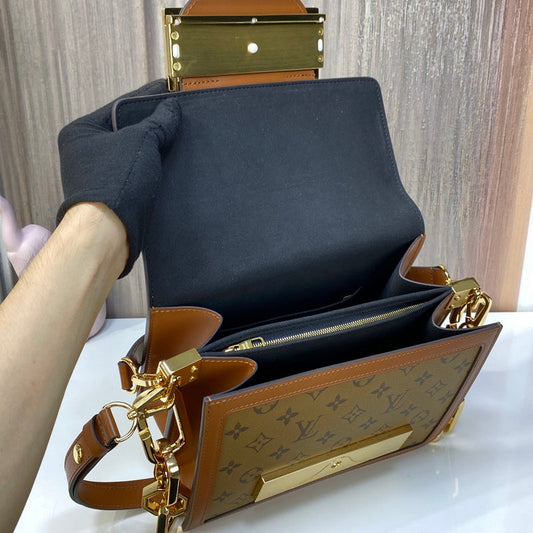 Alice Bags- Louis Vuittons - 16110
