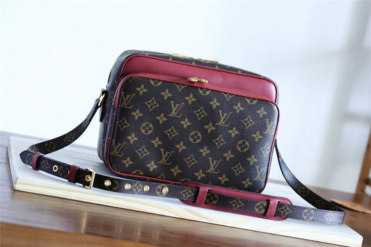 Alice bags - Louis Vuittons - 10503