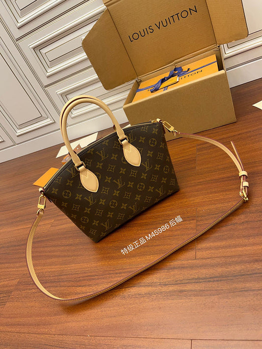 Alice Bags- Louis Vuittons - 16389