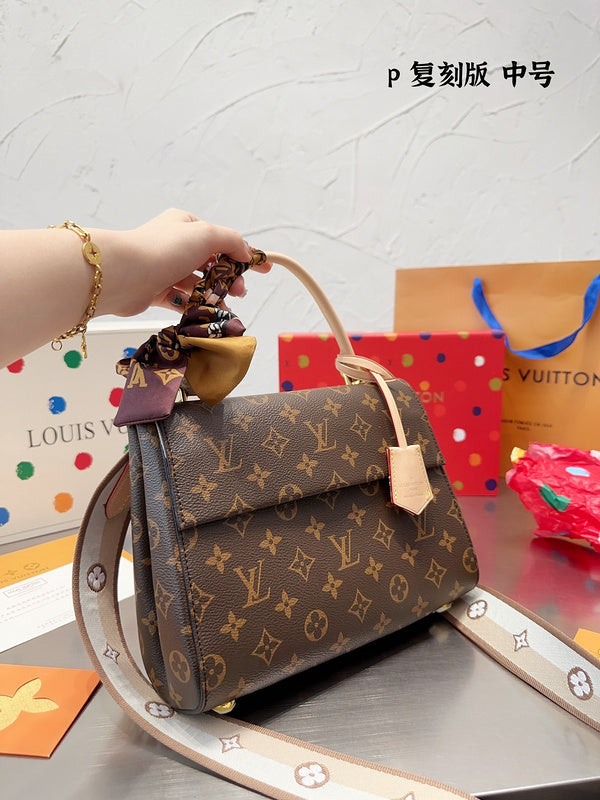 Alice bags - Louis Vuittons - 14946