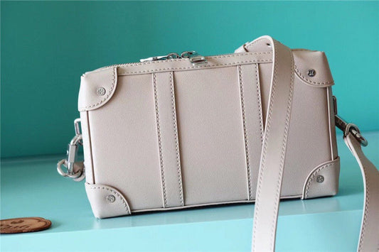 Alice bags - Louis Vuittons - 10258