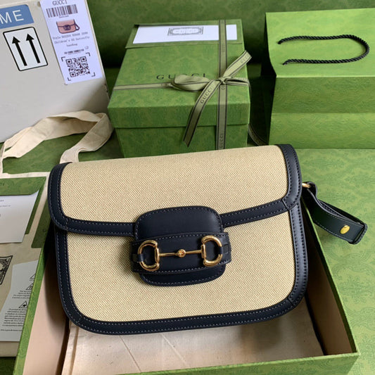 Gucci Luxury Bags 1084