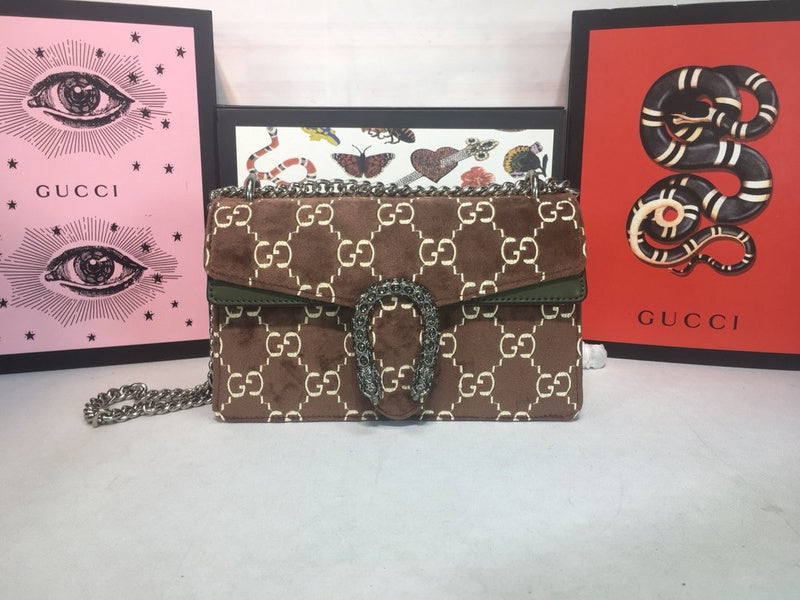 Gucci Bags - The Tote 302