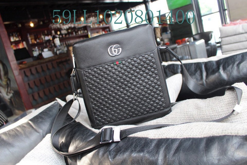 Gucci Bags - The Tote 900