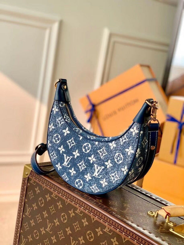 Alice Bags- Louis Vuittons - 16610