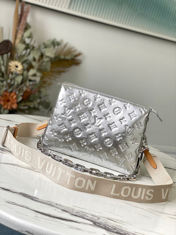 Alice Bags- Louis Vuittons - 16330