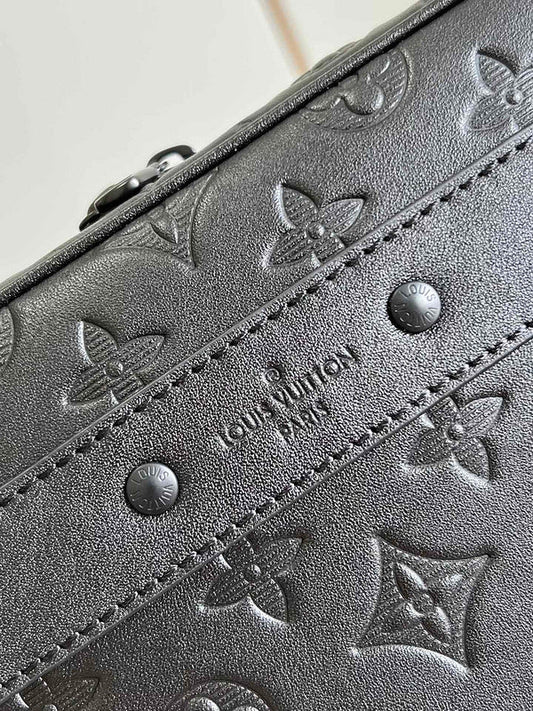 Alice Bags- Louis Vuittons - 16228
