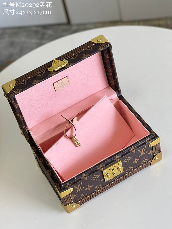Alice Bags- Louis Vuittons - 16223