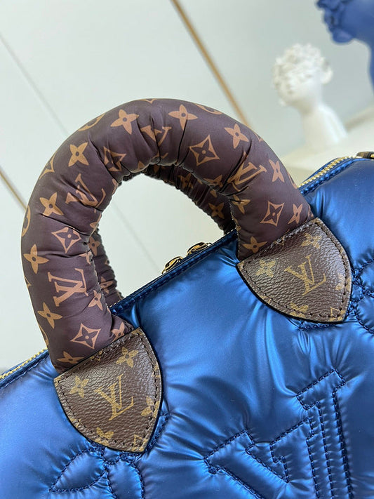 Alice Bags- Louis Vuittons - 16104