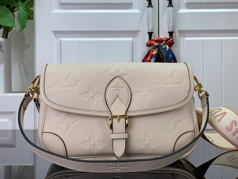Alice bags - Louis Vuittons - 15658