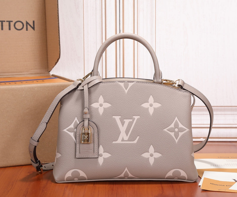 Alice bags- Louis Vuittons - 16801