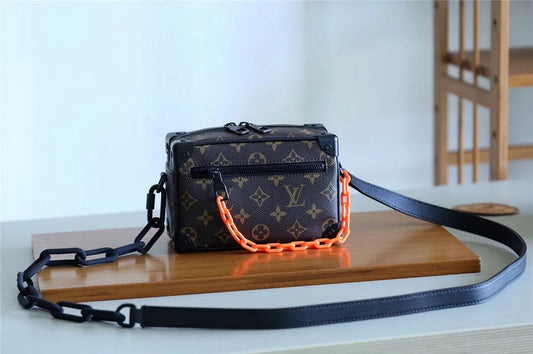Alice bags - Louis Vuittons - 10072