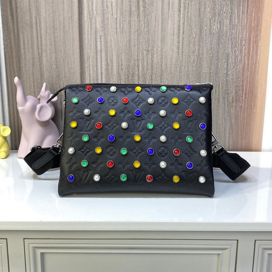 Alice Bags- Louis Vuittons - 16113