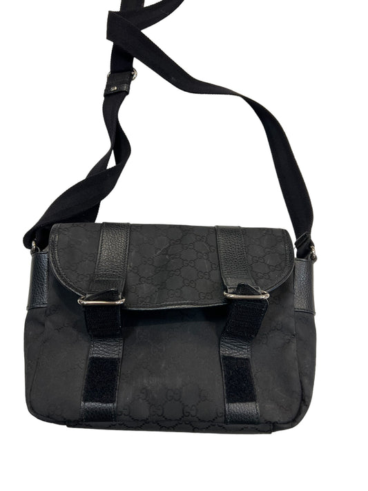 Crossbody Luxury Designer By Gucci Size: Medium