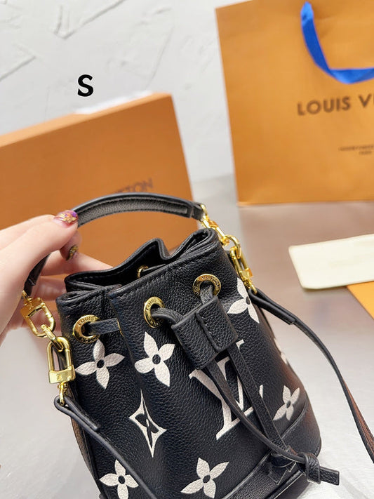 Alice bags - Louis Vuittons - 15135