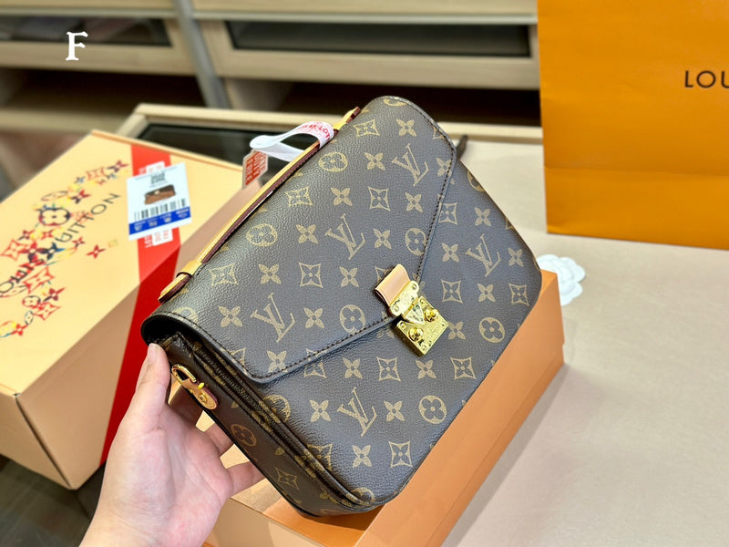 Alice bags - Louis Vuittons - 15032