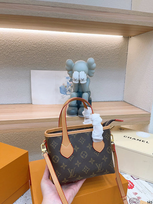 Alice bags - Louis Vuittons - 14877