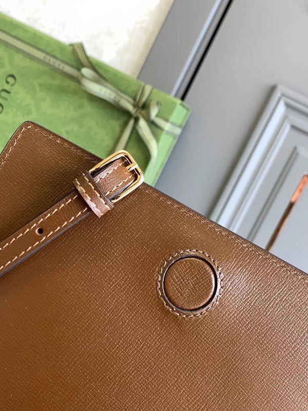 Gucci Luxury Bags 965