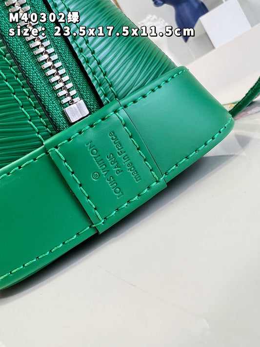 Alice Bags- Louis Vuittons - 16057