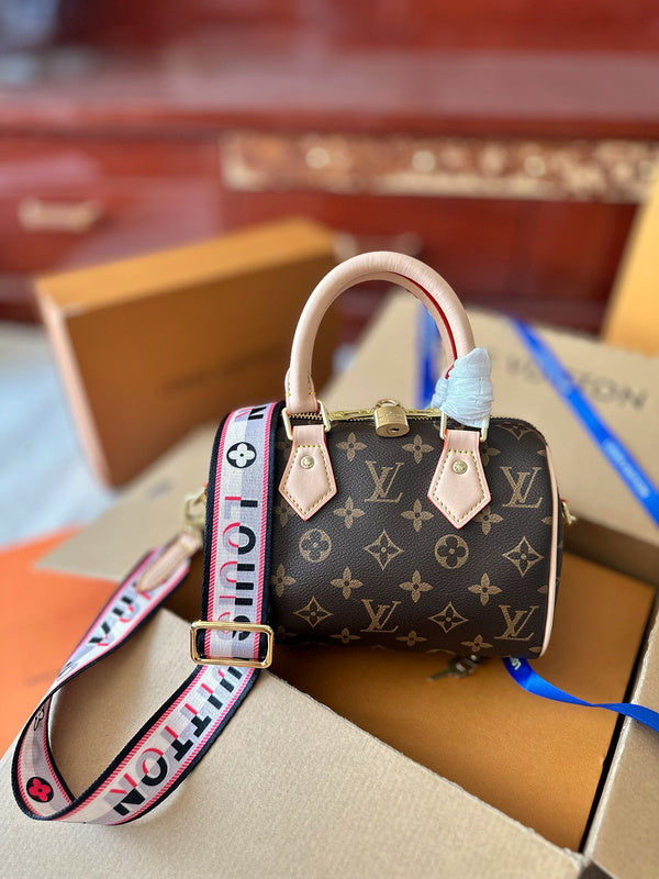 Alice bags - Louis Vuittons - 14852