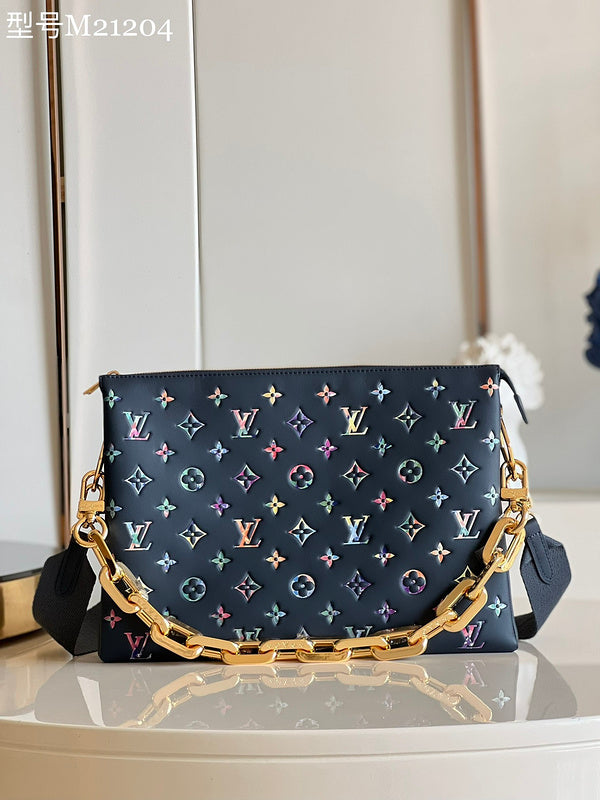 Alice Bags- Louis Vuittons - 16255