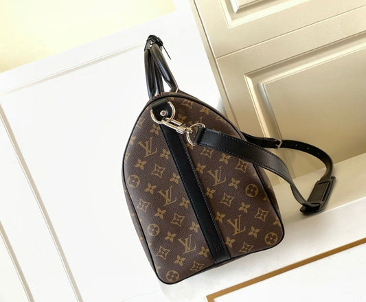 Alice Bags- Louis Vuittons - 16608
