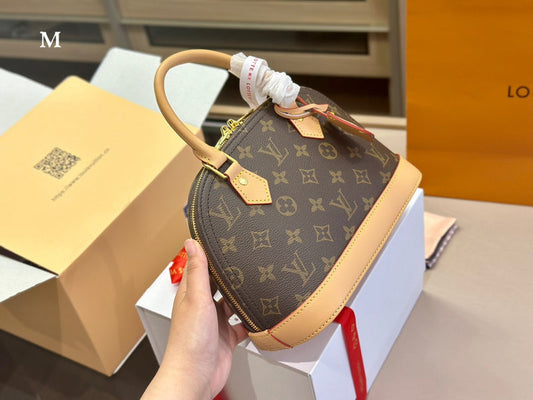 Alice bags - Louis Vuittons - 15013