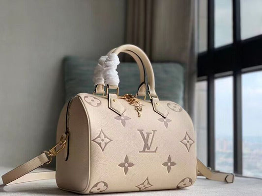 Alice bags - Louis Vuittons - 15682