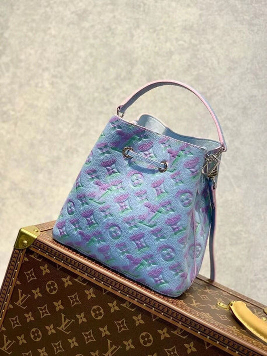 Alice Bags- Louis Vuittons - 16595