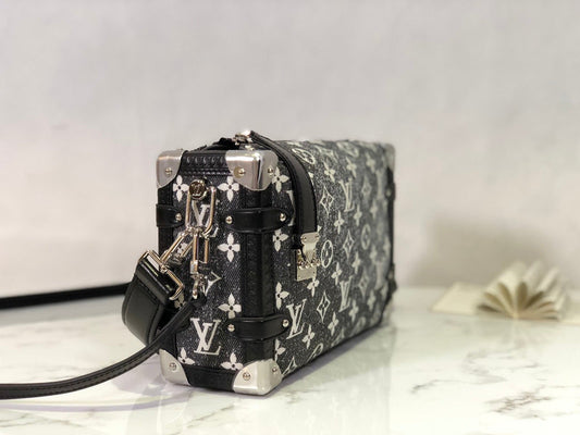 Alice Bags- Louis Vuittons - 16069