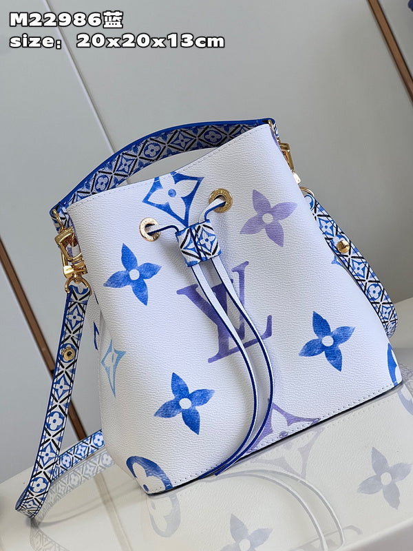 Alice bags - Louis Vuittons - 15157