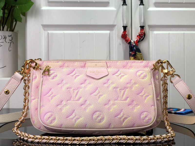 Alice Bags- Louis Vuittons - 16510