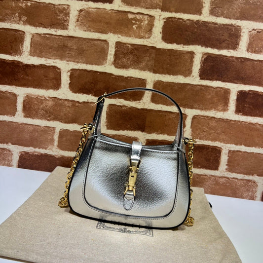 Gucci Luxury - Bags - 550