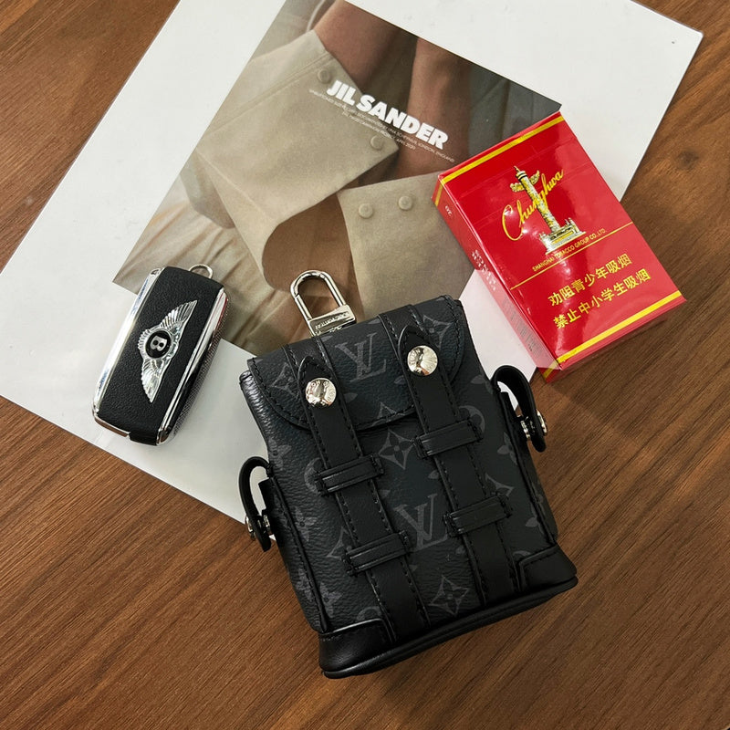 Alice Bags- Louis Vuittons - 15861