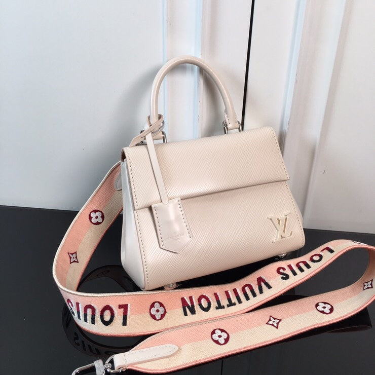 Alice Bags- Louis Vuittons - 16229